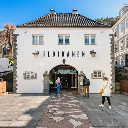 Dinbnb L Dream L 200m To Torgalmenningen Apartamento